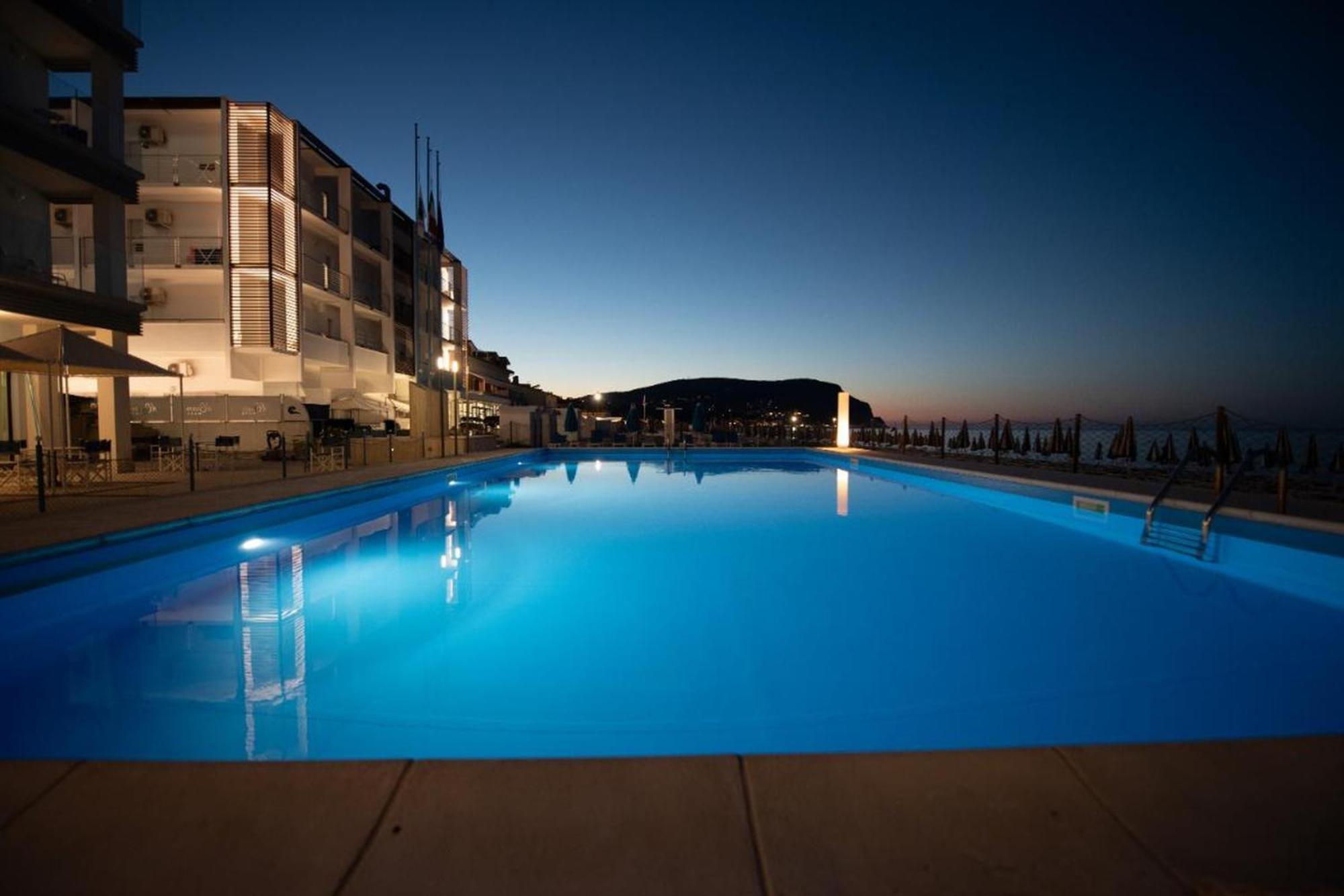 Hotel Marcelli Numana Exterior foto